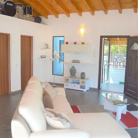 Villa Azzurra *